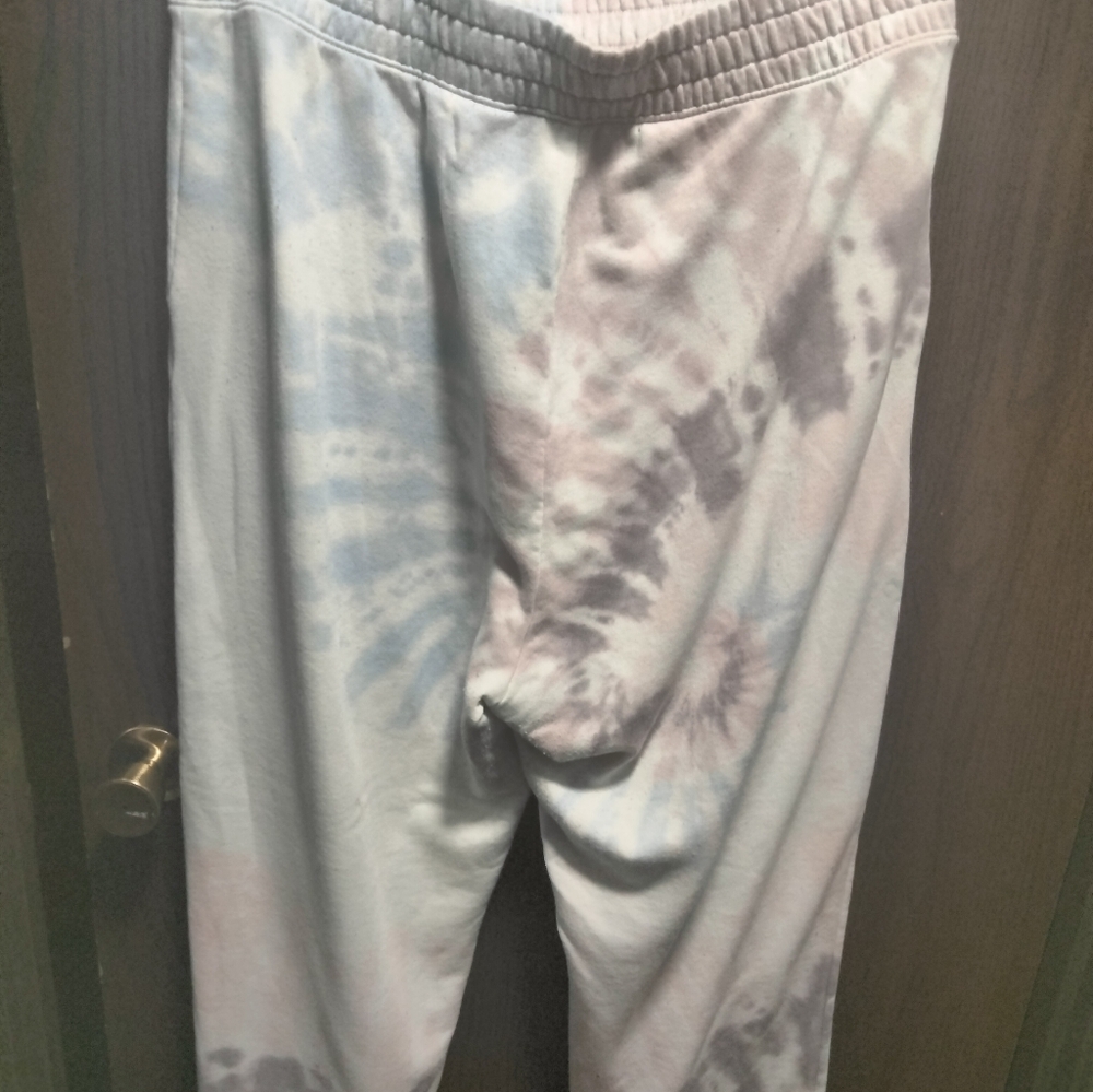 **FLAWED** American Eagle Tie Dye Sweatpants - Picture 6 of 7